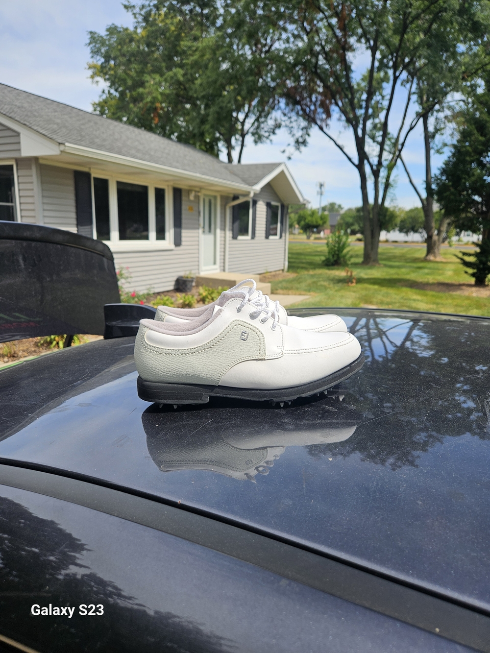 FootJoy GreenJoys Women’s 7.5 M White Leather Spiked Golf Shoes Like New